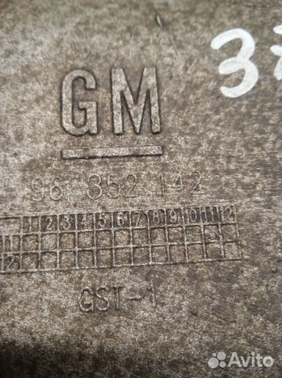 Кронштейн генератора Chevrolet Cruze