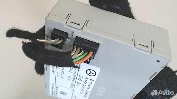 Блок управления центральным замком Mercedes GL X16