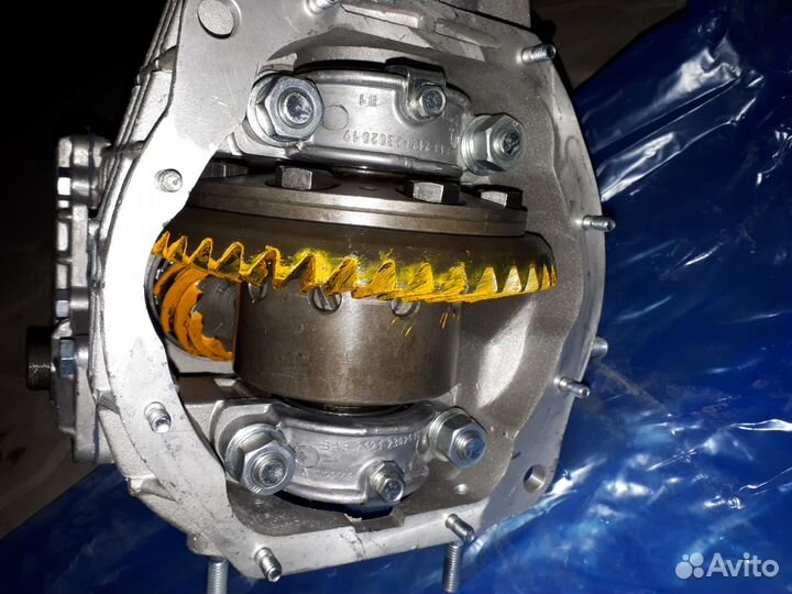 Ред. перед. моста 06 в сборе с блокировкой.Нива