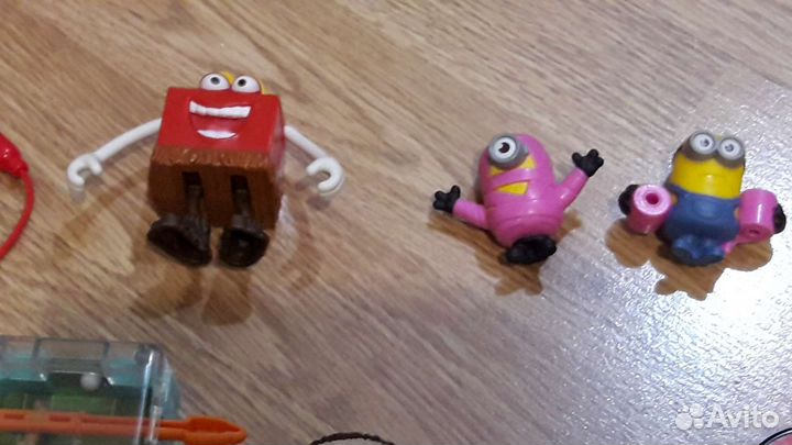 Игрушки из макдональдса пакетом