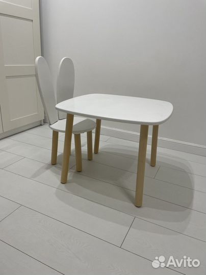 Детский стол и стульчик