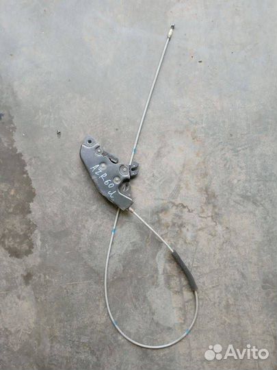 Замок двери задней левой Toyota Voxy AZR60G