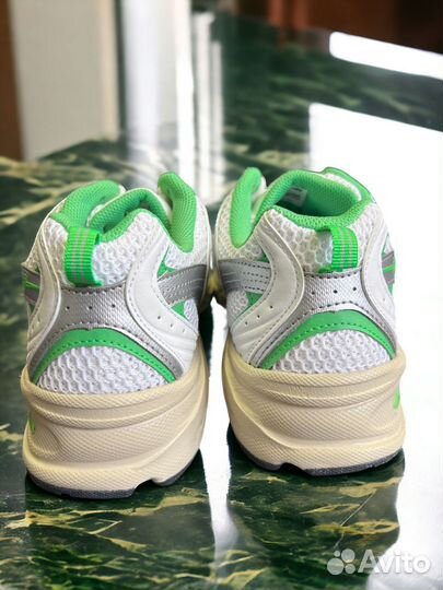 Кроссовки New Balance 530 оригинал новые