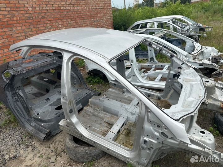 Крыша со стойками Ford Focus 3 седан 2.0L duratec