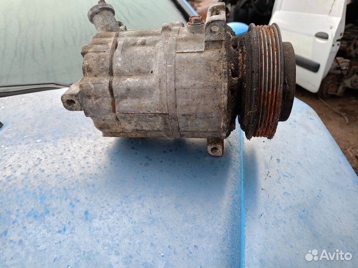 Компрессор кондиционера Opel