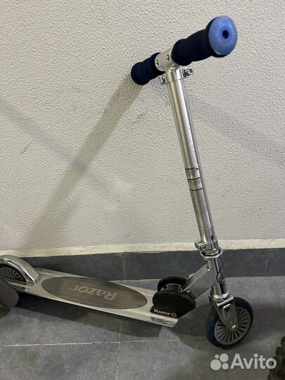 Самокат razor 5+