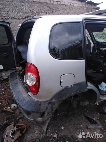 Крыло заднее Chevrolet Niva