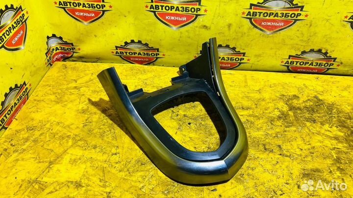 Накладка селектора АКПП Peugeot 308