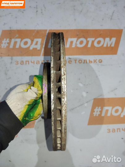 Диск тормозной передний Audi A4 B7 2005