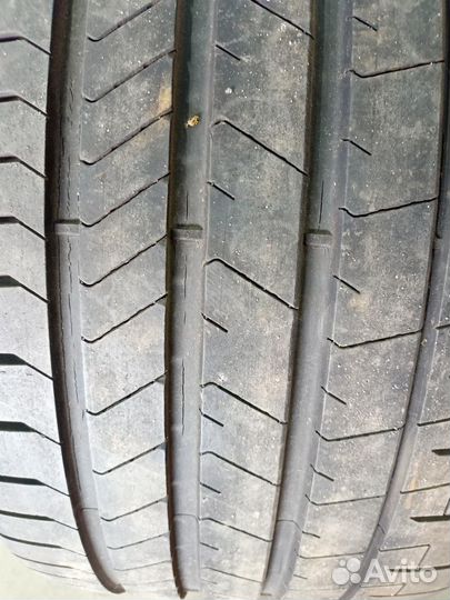 Pirelli P Zero 305/30 R20