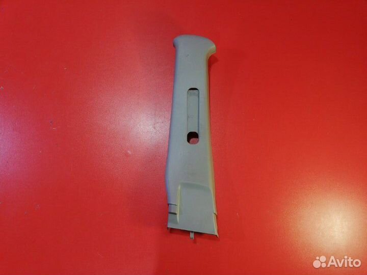 Накладка центральной стойки левая Lexus Rx300