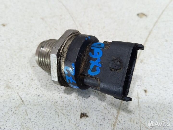 Датчик давления топлива 30787950