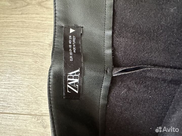 Кожаные шорты