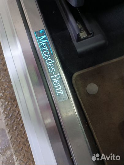 Накладка порога MB GLK 220