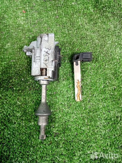 Личинка замка двери Bmw X5 E70 N52B30AF (3.0) 2007