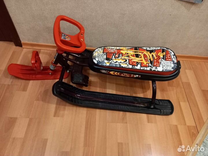 Детский снегокат бу