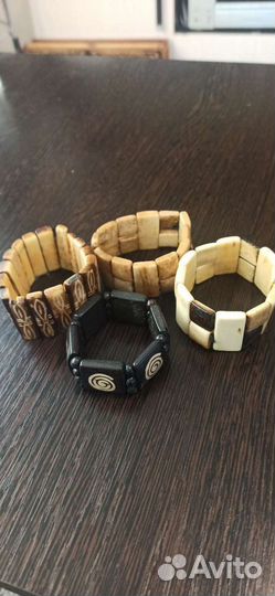 Браслет из кости