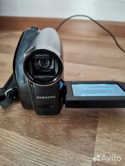 Видеокамера Samsung