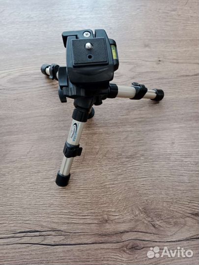 Штатив для фотоаппарата