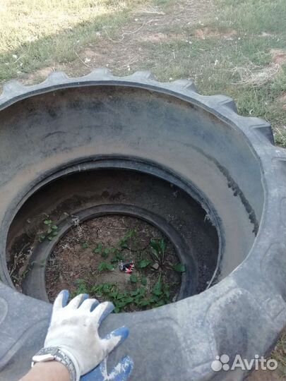 Колеса от трактора для воды