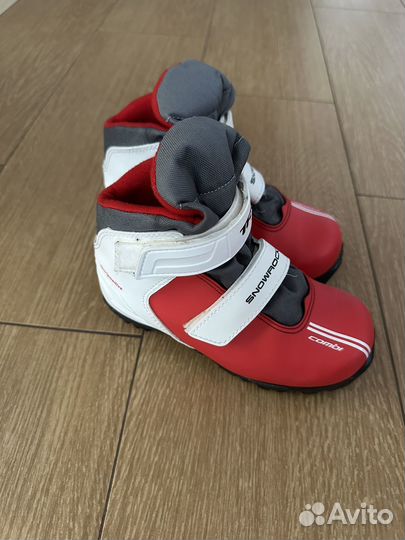 Ботинки лыжные