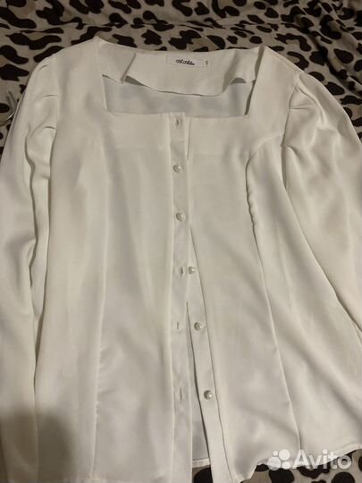 Блузка женская белая