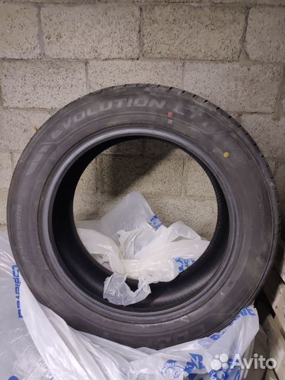 Cooper Evolution CTT 235/55 R18