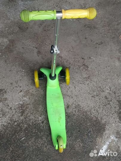 Самокат детский трехколесный