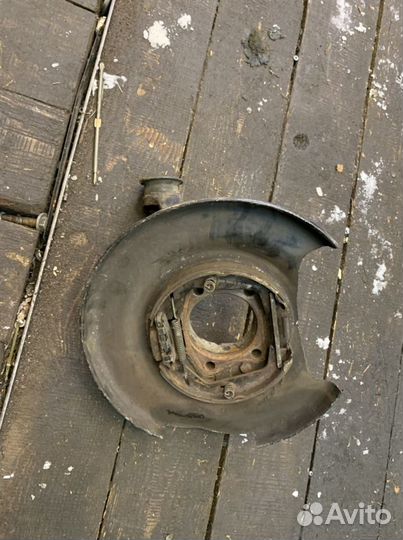 Volvo xc90 кулак задний цапфа