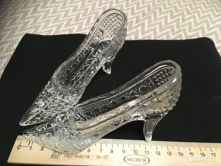 Туфельки для Золушки (изделие из хрусталя)