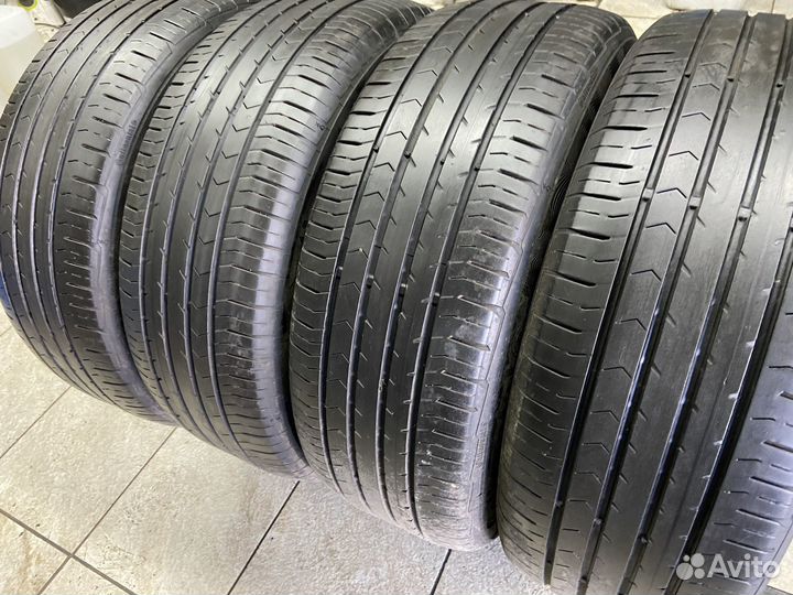 Continental ContiPremiumContact 5 215/55 R17