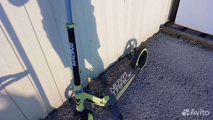 Самокат novatrack