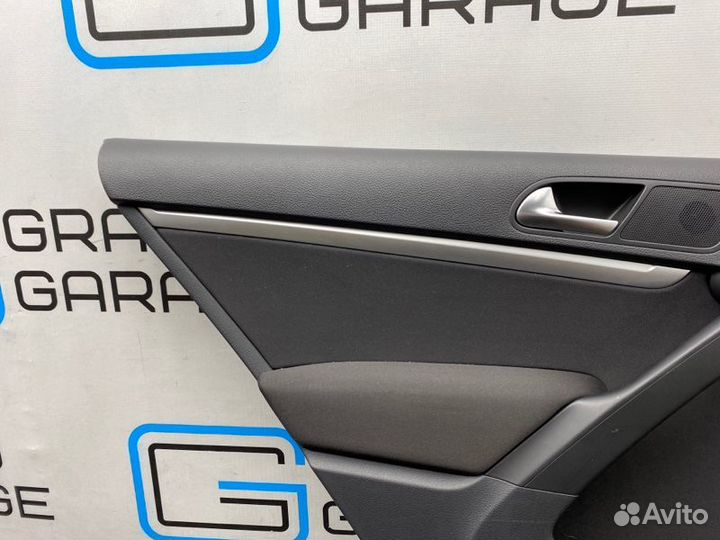 Обшивка двери задняя левая Volkswagen Tiguan 5N2