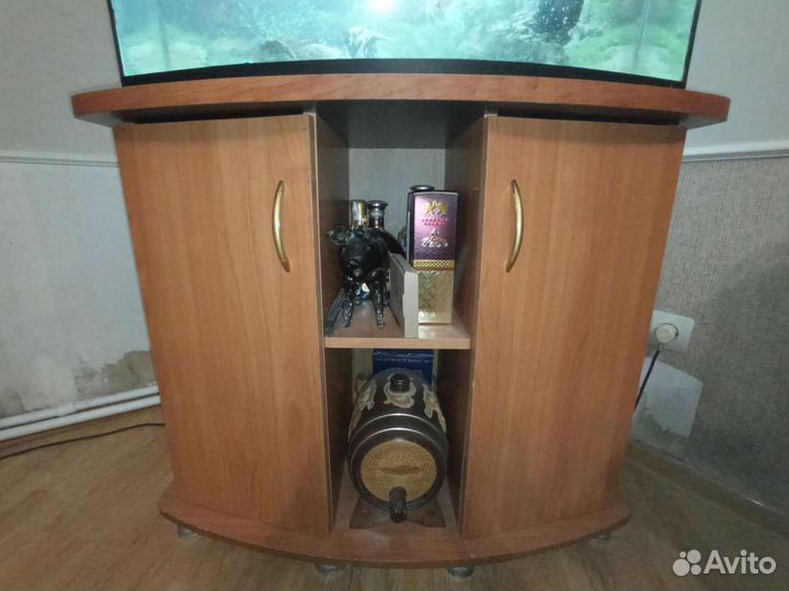 Аквариум с тумбой