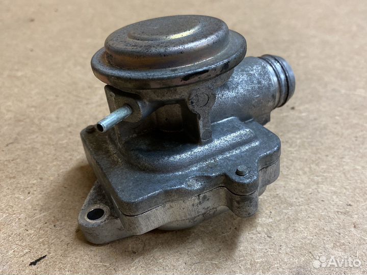 Клапан EGR Mercedes m272 A0021407460