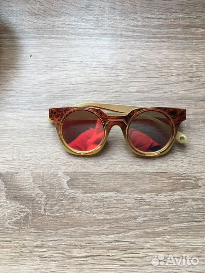 Солнцезащитные очки женские