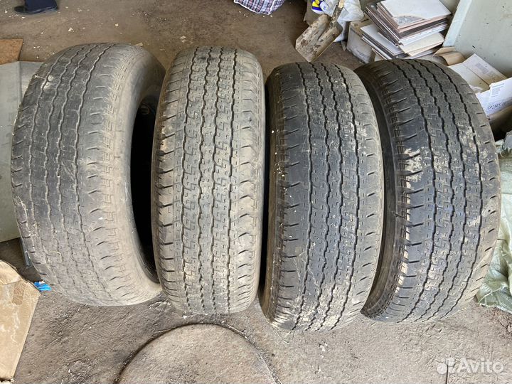Bridgestone Dueler H/T 265/65 R17