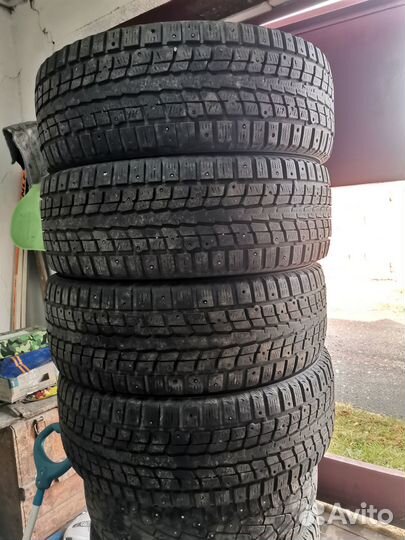 Dunlop SP Winter Ice 01 225/65 R17