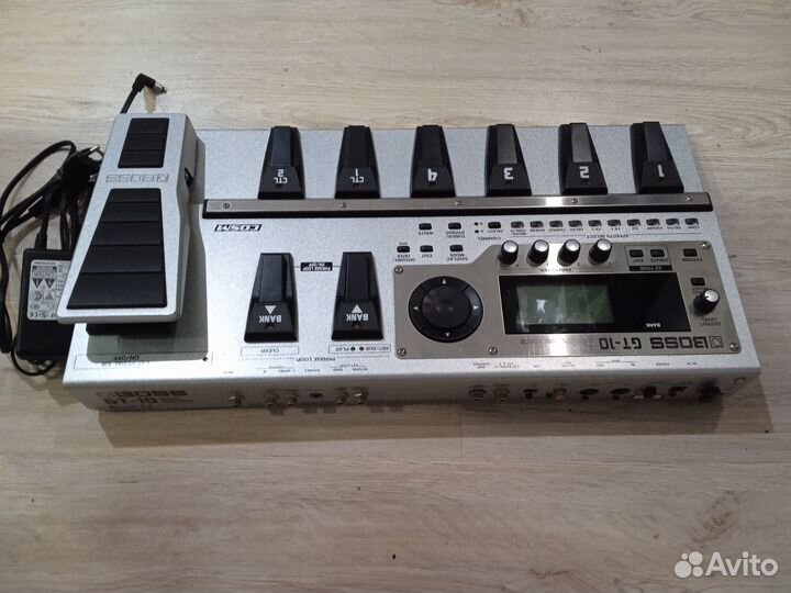 Гитарный процессор GT10