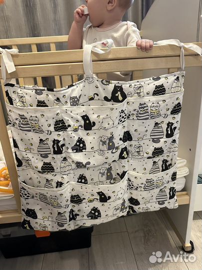 Кармашек на кроватку