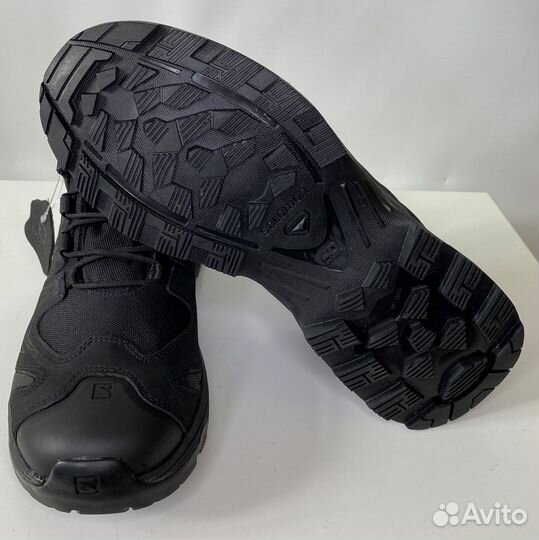 Кроссовки трекинговые Salomon black