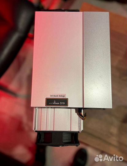 Асик Antminer S19 82Th 88чип