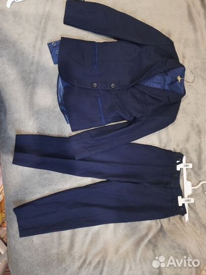 Школьный костюм