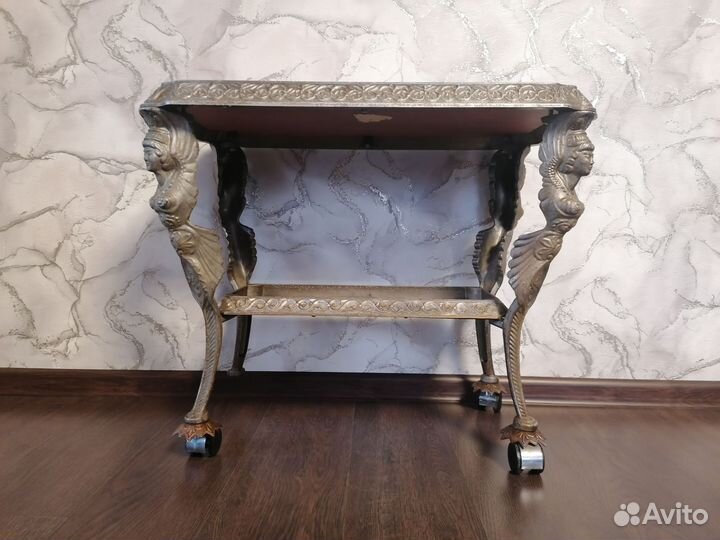 Журнальный столик бу