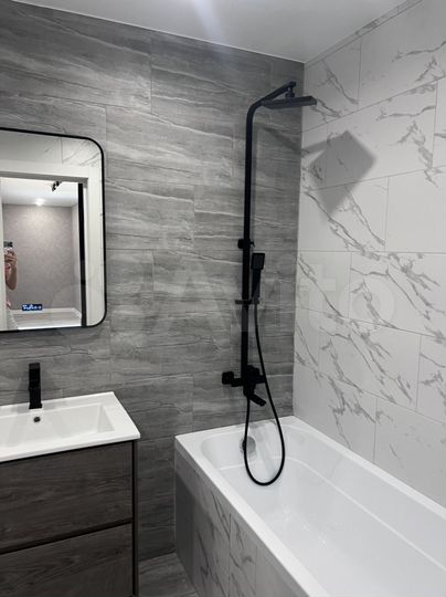 2-к. квартира, 65 м², 18/23 эт.