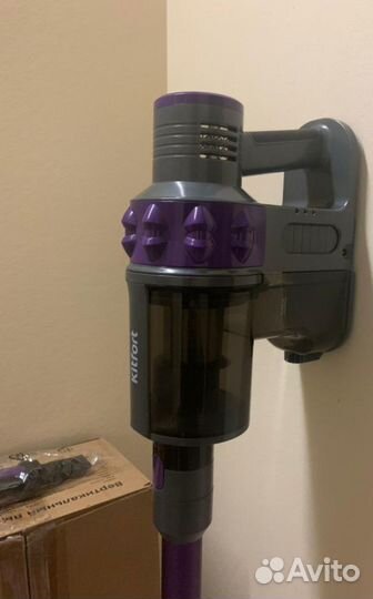 Вертикальный беспроводной пылесос Kitfort KT -573