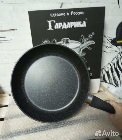 Сковорода новая