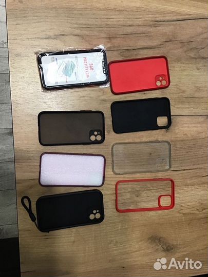 Чехлы на iPhone 11
