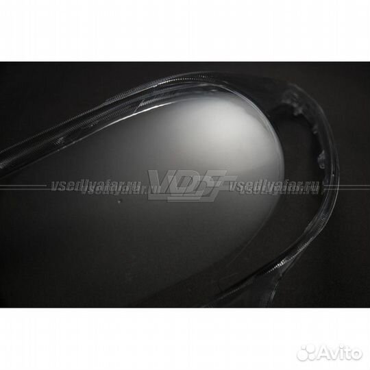 Стекло для фары Toyota Tundra / Sequoia (2006-2017