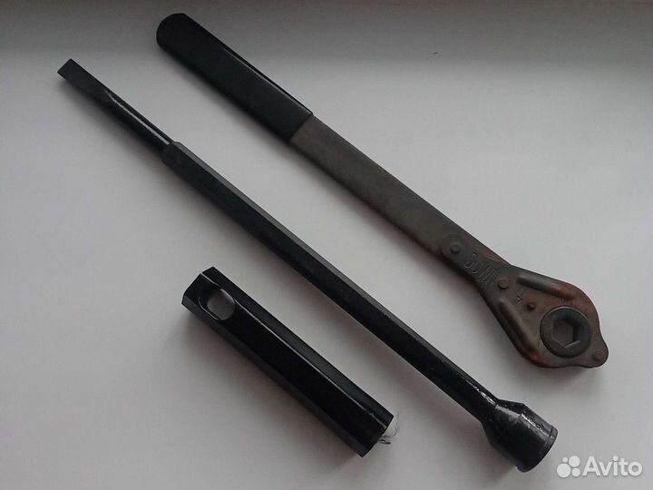 Балонный ключ 21